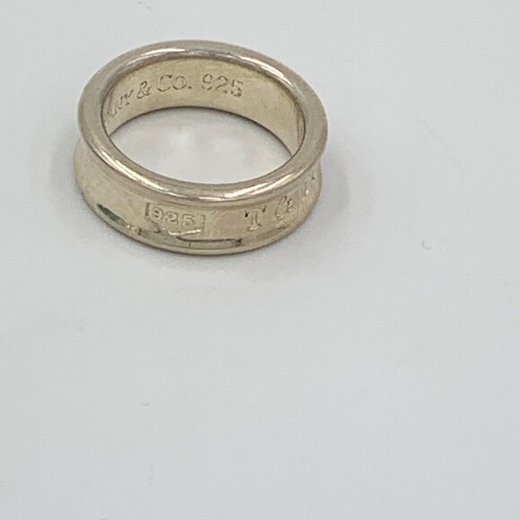 Authentic Tiffany & Co 925 Silver 1837 Medium Ring - Picture 2 of 12